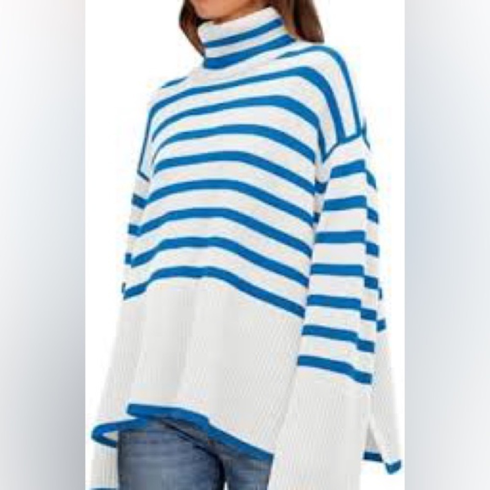 Blue and White Striped Turtleneck Sweater‎